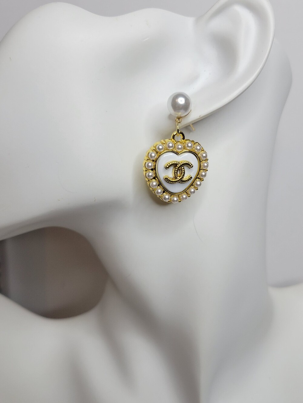 Pearl Heart CC Earrings, Repurposed Zip Pulls, New, Custom Made